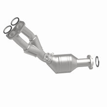 Load image into Gallery viewer, MagnaFlow Direct Fit Catalytic Converter 01-04 Toyota Tacoma Front 2.7L