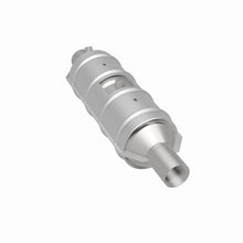 Load image into Gallery viewer, MagnaFlow DF Catalytic Conv 00-05 Ford Excursion / 99-04 F-250 SD / 99-04 F-350 SD (California)
