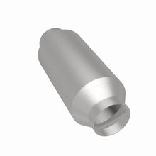 Load image into Gallery viewer, MagnaFlow Direct Fit Catalytic Converter 98-04 VW Beetle 1.9L