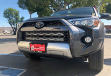 Load image into Gallery viewer, 2014-Present TOYOTA 4RUNNER 32&quot; HIDDEN GRILLE LED LIGHT BAR Combo Kit