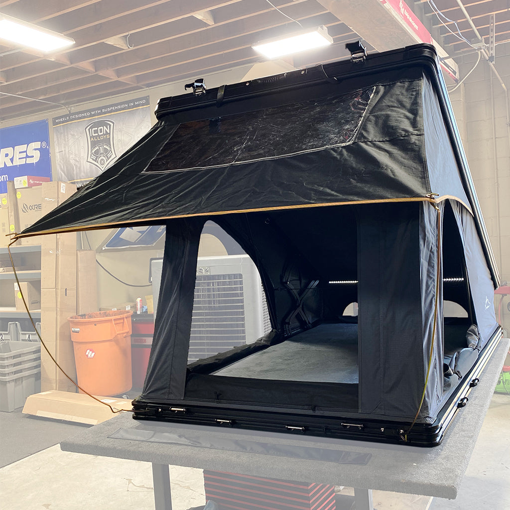 top dog dachzelt Top Dog Tents Aluminum Shell Rooftop Wedge Tent