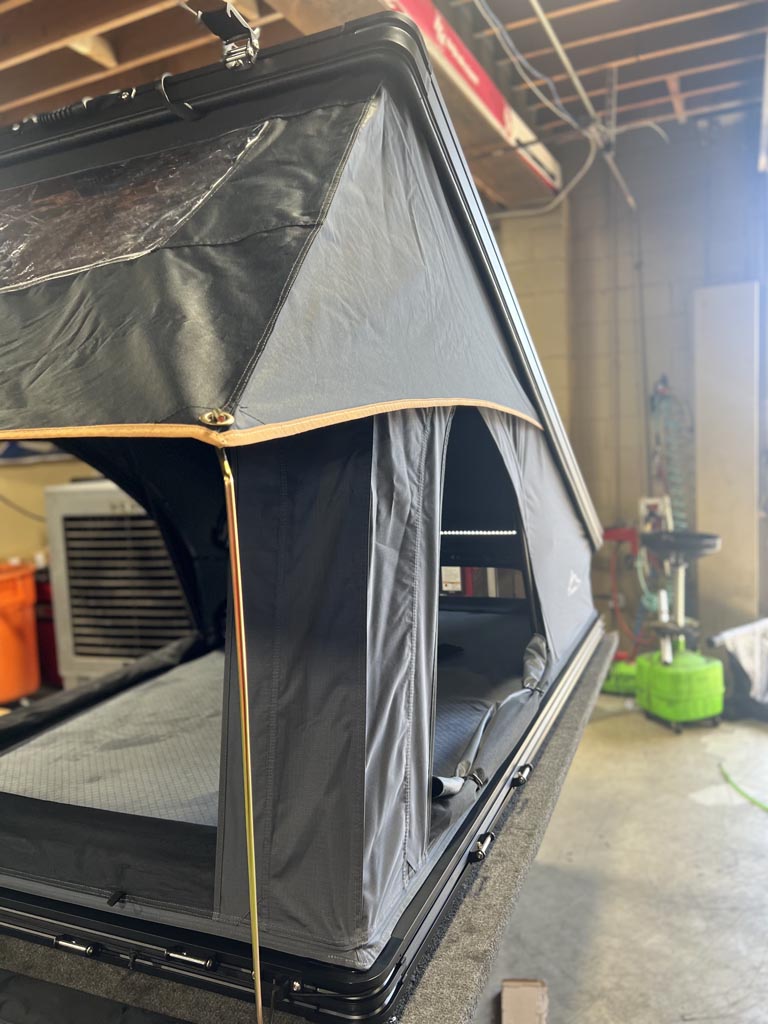 Top Dog Tents Aluminum Shell Rooftop Wedge Tent - AWT-LB-01 – Cali ...